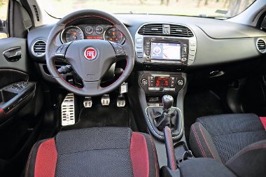 Fiat_Bravo_interior_1