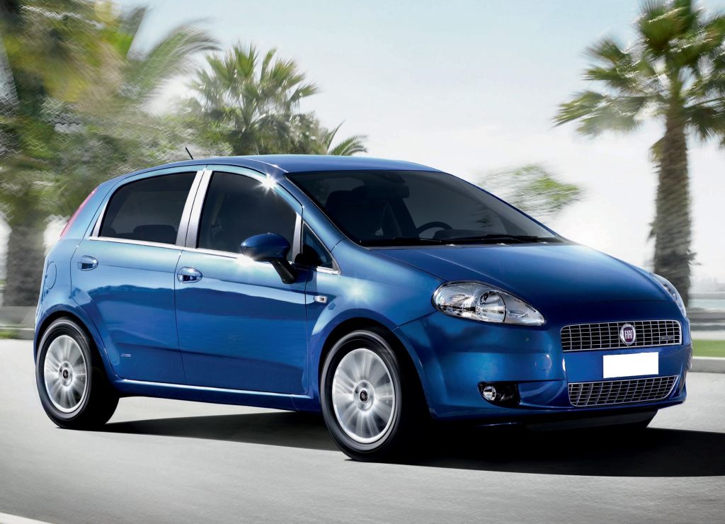 5 ajtós Fiat Punto Grande diesel városi kisautó