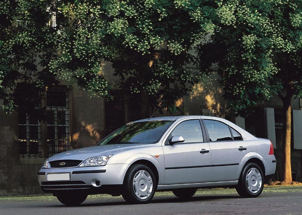 Ford Mondeo Sedan