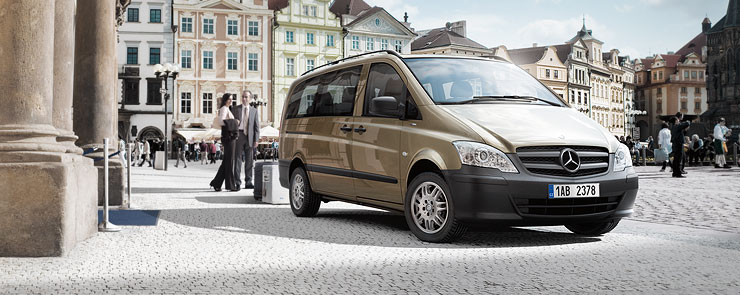 Mercedes-Vito-luxus-minibusz-kolcsonzes