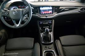 Opel_Astra_K_interior_2